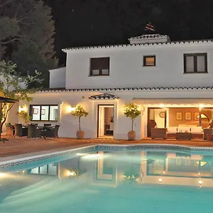 Villa 1102 With Pool ,lounge, Bbq ,direkt In, Marbella